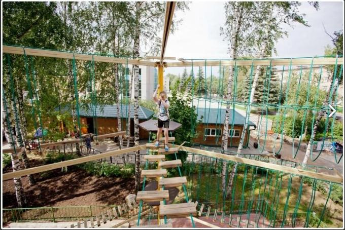 16 mm 6 strengen PET- of PP-uitzendband voor het speelterrein voor klimnetten 12