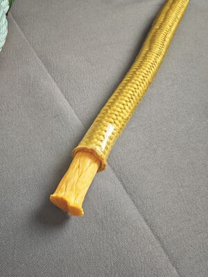 Dubbel gevlochten polyester mantel met UHMWPE 12-strengs touwkern voor het aanmeren en ankeren van boten met aangepaste maten 4mm-60mm