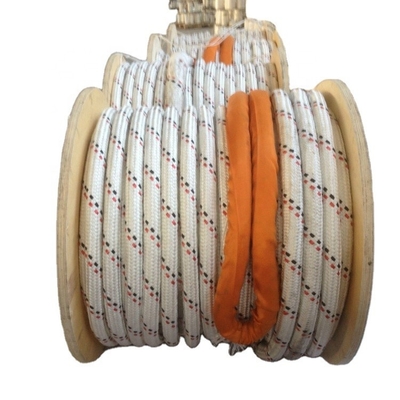 Hoog trekvermogen 40 mm 44 mm 48 mm 56 mm 64 mm UHMWPE Core Polyester Cover Ship Mooring Rope HMPE Towing Rope
